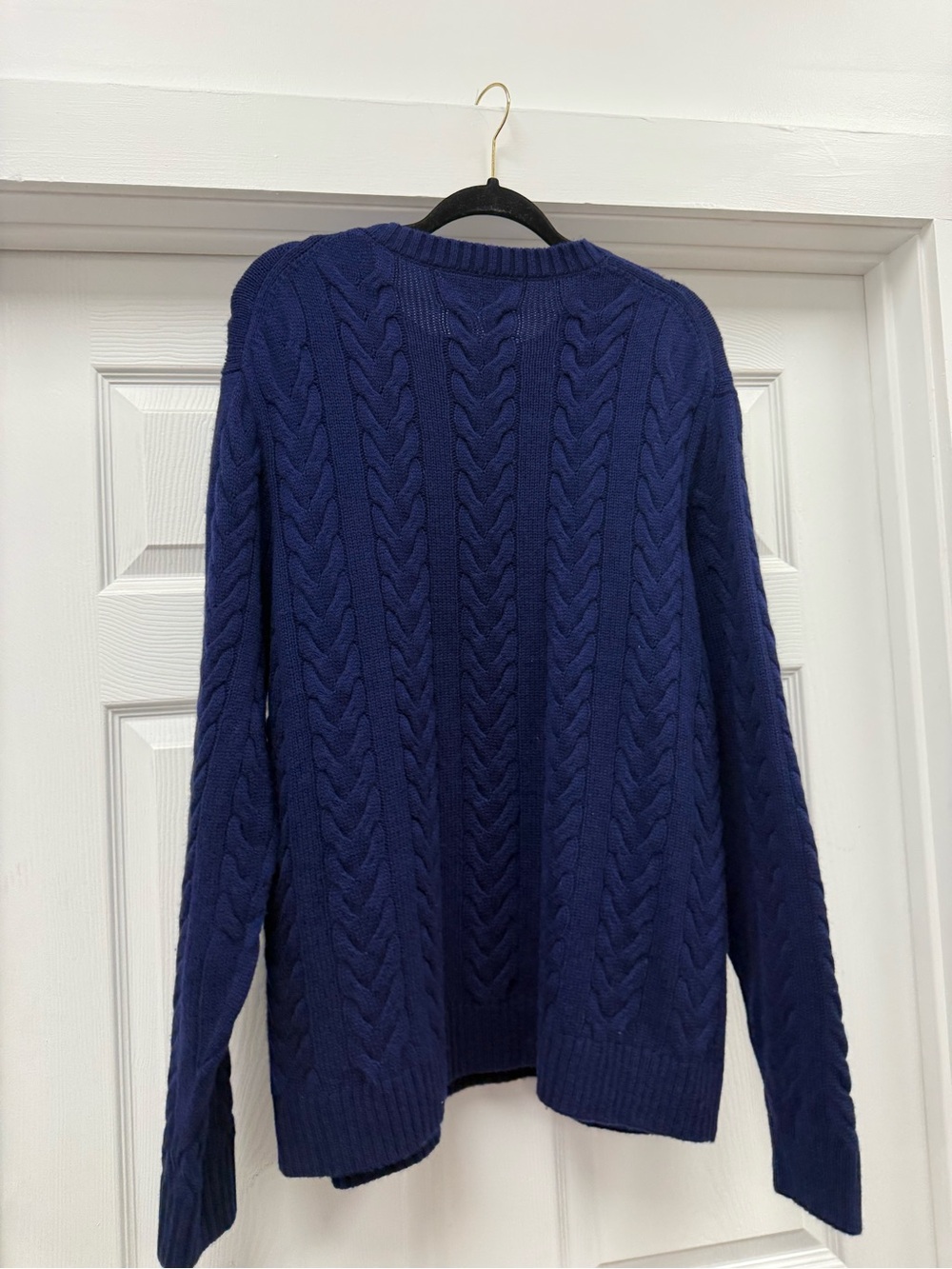 NWOT Vineyard Vines Men's Navy Cable Knit Sweater size medium - Picture 3 of 6